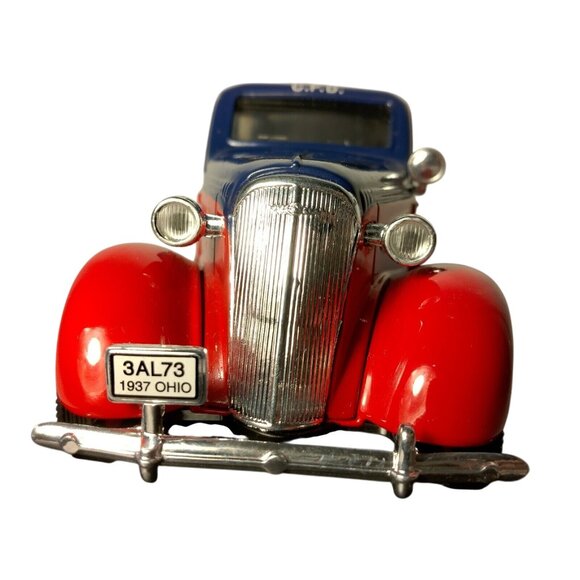 Cleveland Police Department 1937 Chevy Panel Die Cast Car Emergency Patrol CPD - Picture 10 of 14